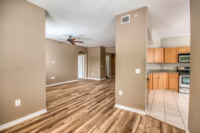 11010 Legacy Drive 206, Palm Beach Gardens, FL 33410