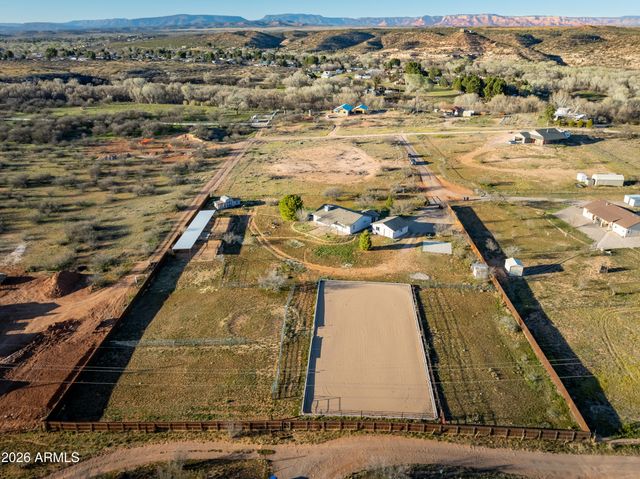 2770 S Country Hill Road, Cornville, AZ 86325