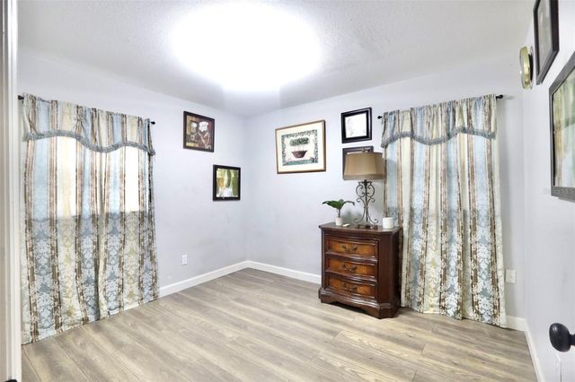 414 W ELLA J GILMORE STREET, Apopka, FL 32703