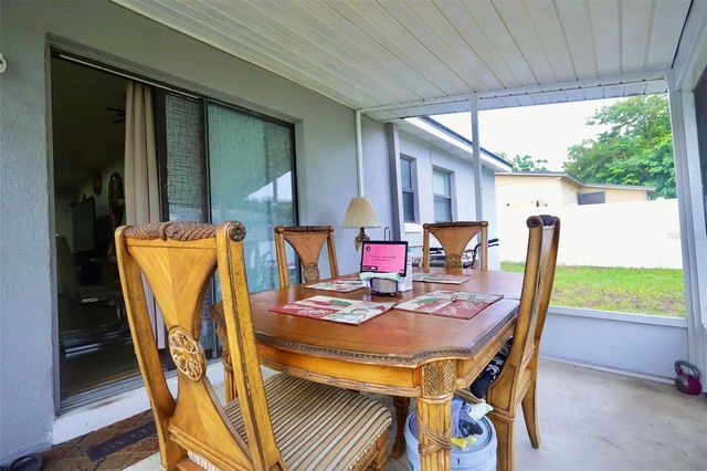 414 W ELLA J GILMORE STREET, Apopka, FL 32703
