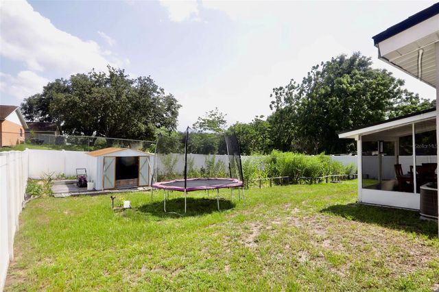 414 W ELLA J GILMORE STREET, Apopka, FL 32703