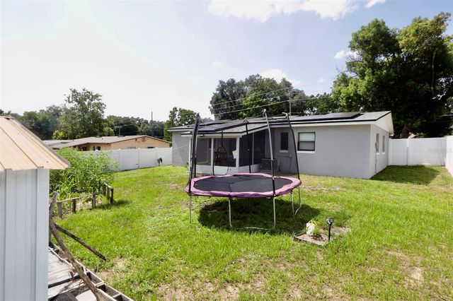 414 W ELLA J GILMORE STREET, Apopka, FL 32703