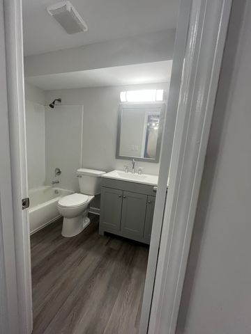 860 E Old Willow Road 139, Prospect Heights, IL 60070