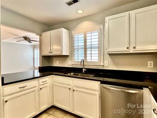 3224 Selwyn Farms Lane, Charlotte, NC 28209