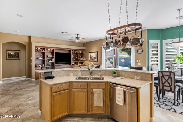 10537 E FORGE Avenue, Mesa, AZ 85208