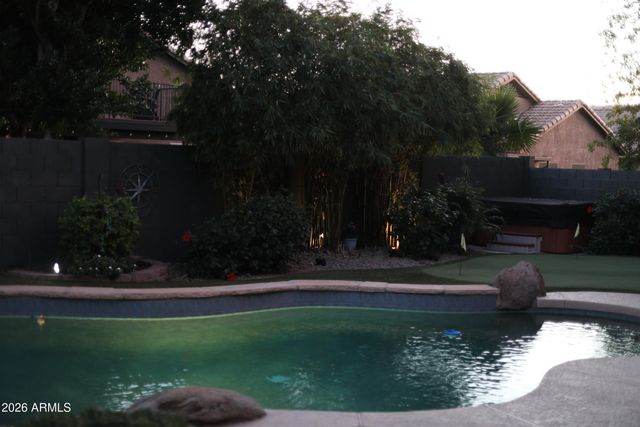 10537 E FORGE Avenue, Mesa, AZ 85208