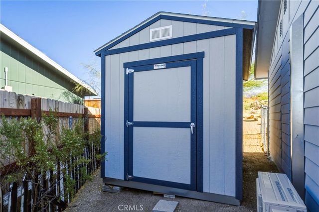 7025 Park Boulevard, Joshua Tree, CA 92252