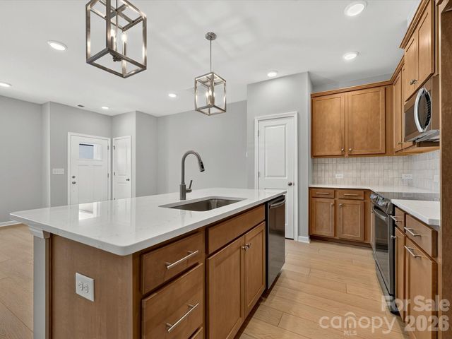 571 Cape Cod Way, Rock Hill, SC 29732