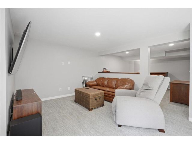 1516 Northridge Drive, Hudson, WI 54016