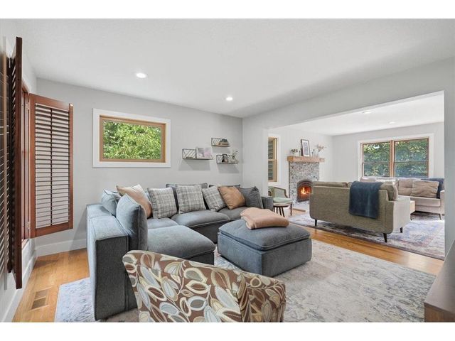 1516 Northridge Drive, Hudson, WI 54016