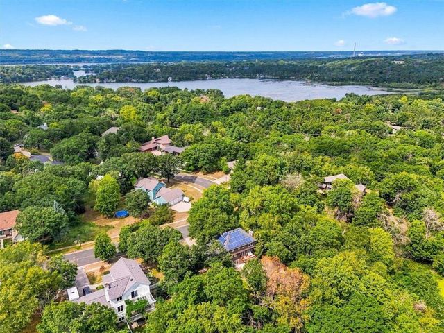 1516 Northridge Drive, Hudson, WI 54016