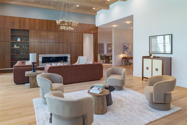 6411 Chevy Chase Avenue, Dallas, TX 75225