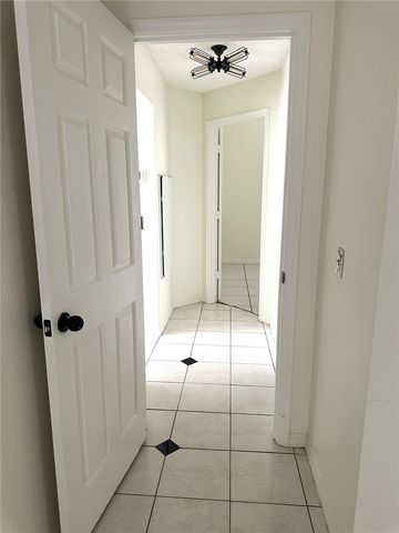 660 YOUNGSTOWN PARKWAY 288, Altamonte Springs, FL 32714