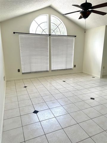 660 YOUNGSTOWN PARKWAY 288, Altamonte Springs, FL 32714