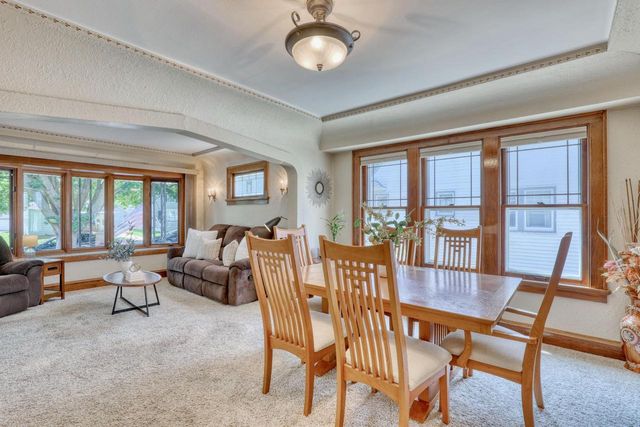 3809 S Logan AVENUE, Milwaukee, WI 53207