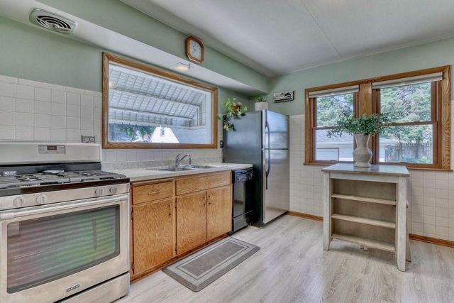 3809 S Logan AVENUE, Milwaukee, WI 53207
