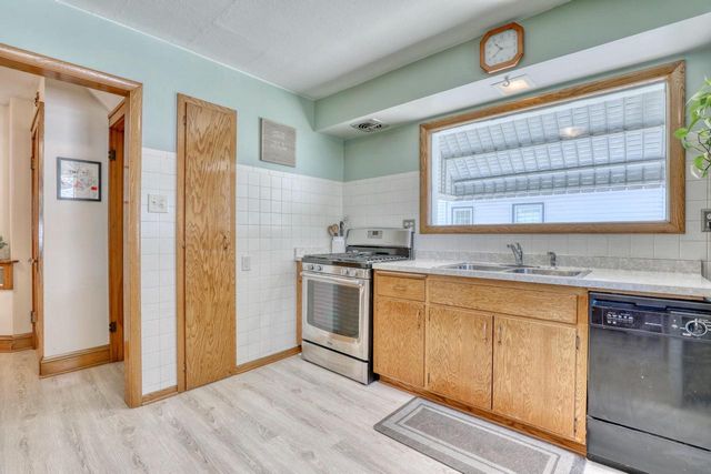 3809 S Logan AVENUE, Milwaukee, WI 53207