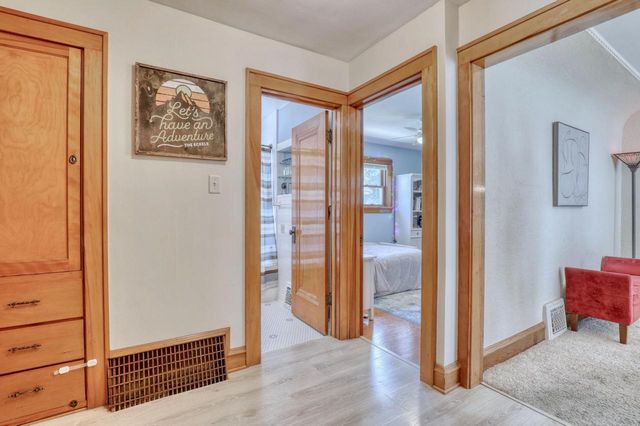 3809 S Logan AVENUE, Milwaukee, WI 53207
