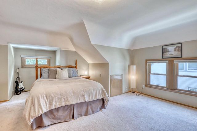 3809 S Logan AVENUE, Milwaukee, WI 53207