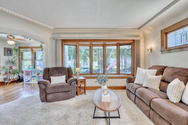 3809 S Logan AVENUE, Milwaukee, WI 53207