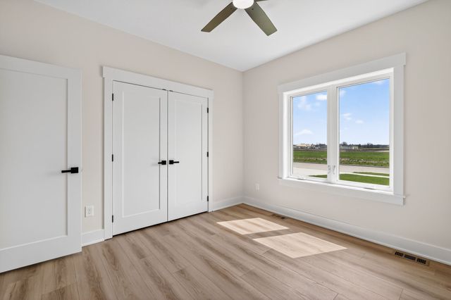 17331 Brookview Drive, Urbandale, IA 50323