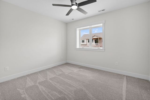 17331 Brookview Drive, Urbandale, IA 50323