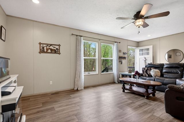 1399 Adamson Branch Rd, Liberty, TN 37095