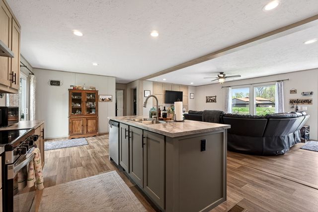 1399 Adamson Branch Rd, Liberty, TN 37095