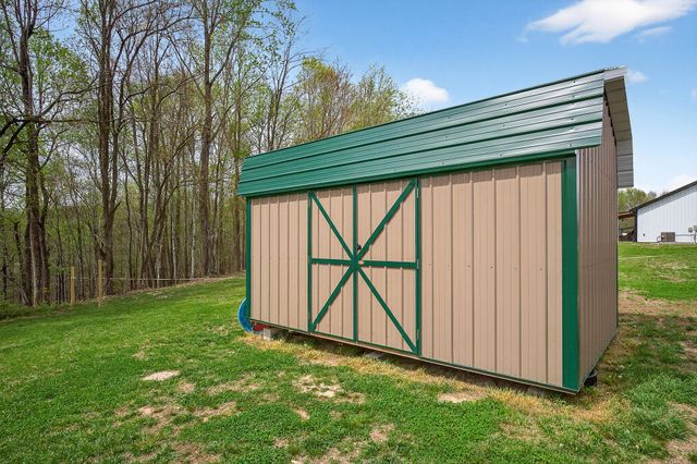 1399 Adamson Branch Rd, Liberty, TN 37095