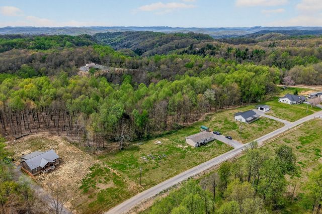 1399 Adamson Branch Rd, Liberty, TN 37095