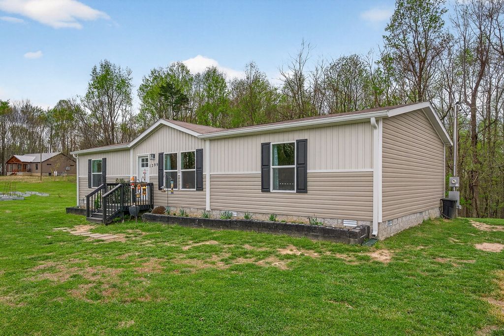 1399 Adamson Branch Rd, Liberty, TN 37095