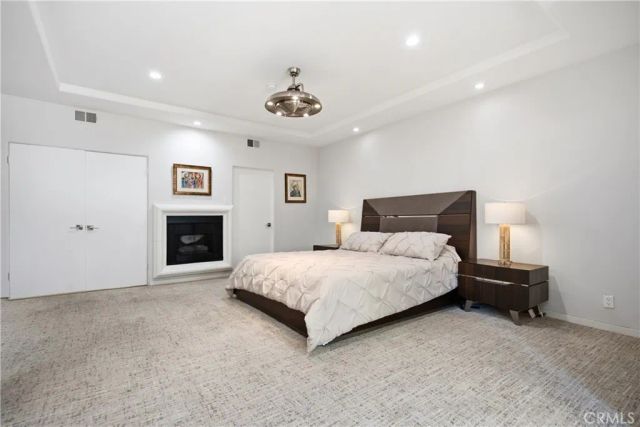 12841 Bloomfield Street 104, Studio City, CA 91604
