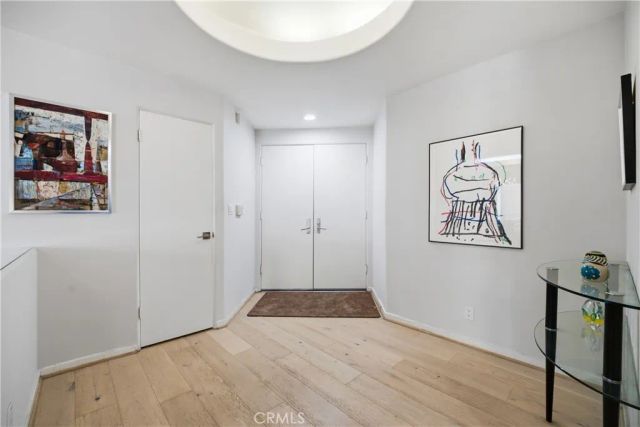 12841 Bloomfield Street 104, Studio City, CA 91604