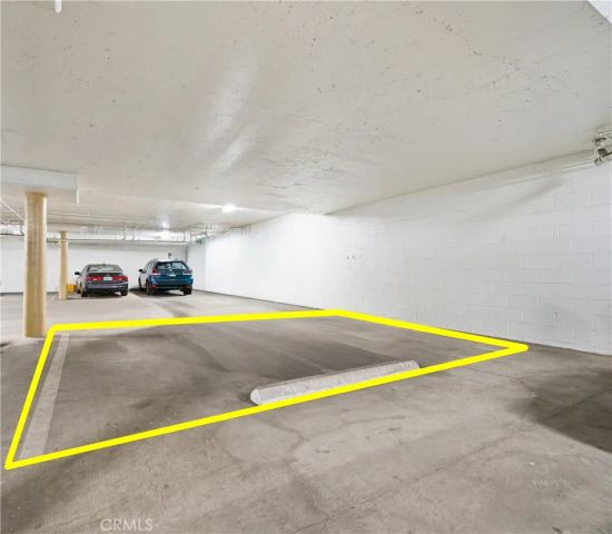 12841 Bloomfield Street 104, Studio City, CA 91604