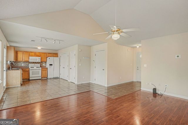 652 Rayella Drive, Stockbridge, GA 30281