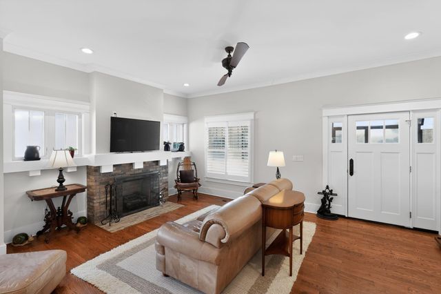 215 Mcfarland Avenue, Chattanooga, TN 37405