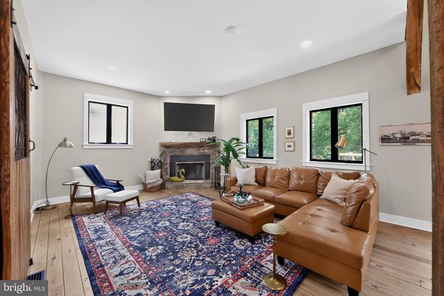 287 W SEVEN STARS RD, Phoenixville, PA 19460