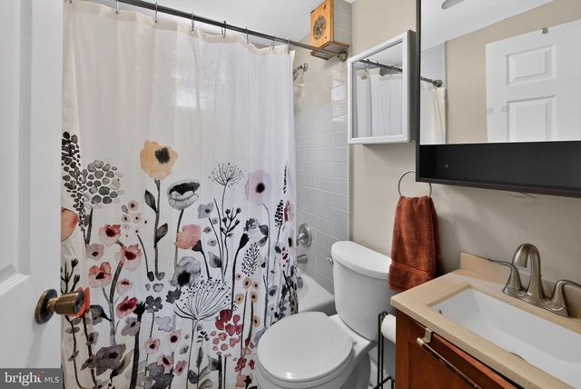 287 W SEVEN STARS RD, Phoenixville, PA 19460
