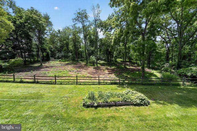 287 W SEVEN STARS RD, Phoenixville, PA 19460