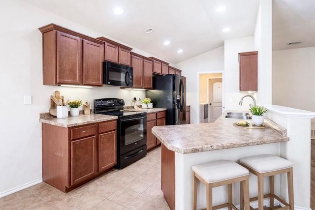 1012 Griffith Ct, Midland, TX 79706