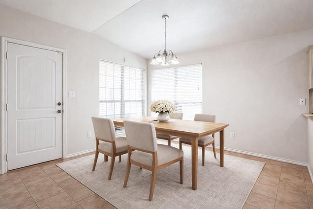 1012 Griffith Ct, Midland, TX 79706