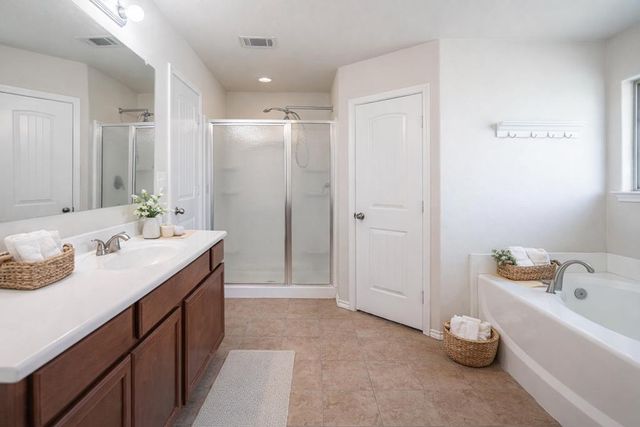 1012 Griffith Ct, Midland, TX 79706