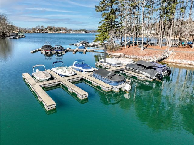 806 Bright Leaf Court, Se Bright Leaf Court, Seneca, SC 29672