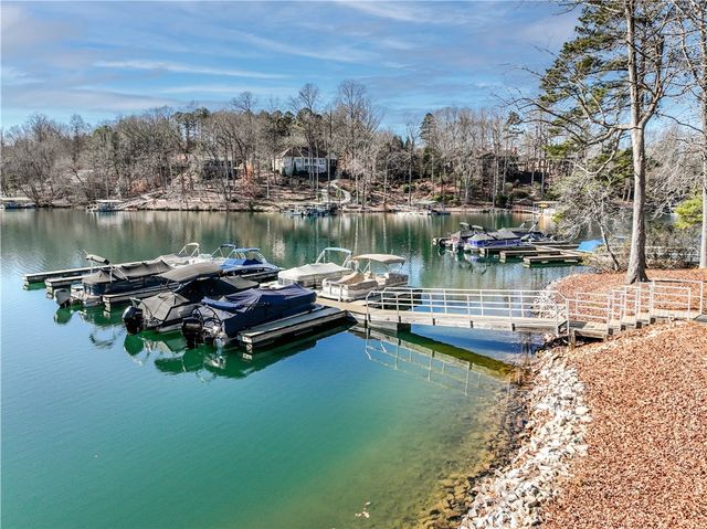 806 Bright Leaf Court, Se Bright Leaf Court, Seneca, SC 29672