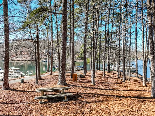 806 Bright Leaf Court, Se Bright Leaf Court, Seneca, SC 29672