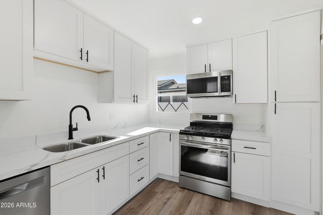 1829 W CAMPBELL Avenue, Phoenix, AZ 85015