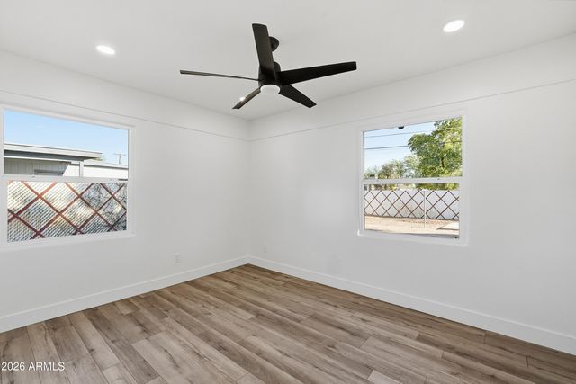 1829 W CAMPBELL Avenue, Phoenix, AZ 85015