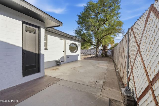 1829 W CAMPBELL Avenue, Phoenix, AZ 85015