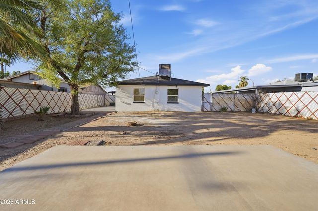 1829 W CAMPBELL Avenue, Phoenix, AZ 85015