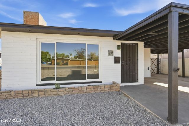 1829 W CAMPBELL Avenue, Phoenix, AZ 85015
